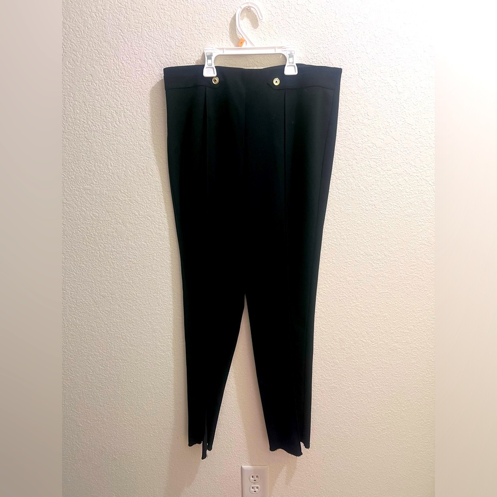 Anne Klein woman’s slacks